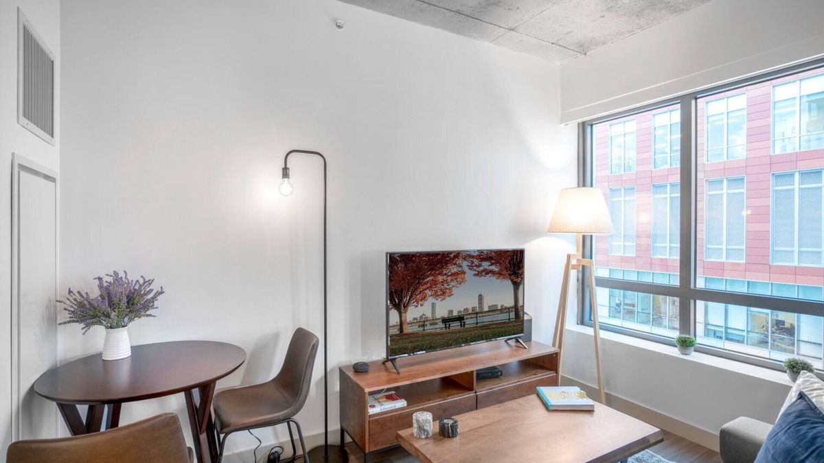 MIT Apartment | Snug Kendall Square Studio w/Gym, near MIT & MGH by Blueground