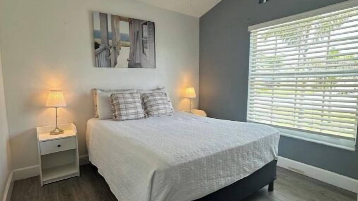 Eagle Pointe South Apartment | Snug Studio Near theme parksn