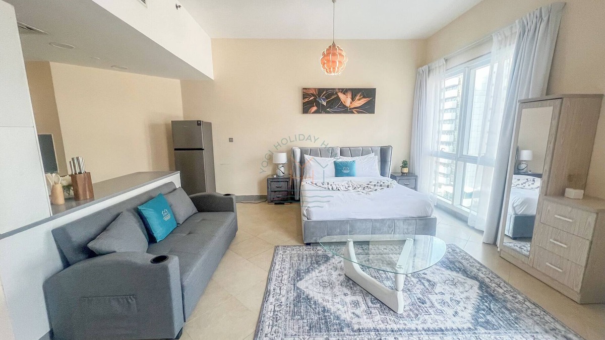 Barsha Heights Apartment | Snug Studio With City Views, Perfect For Couples