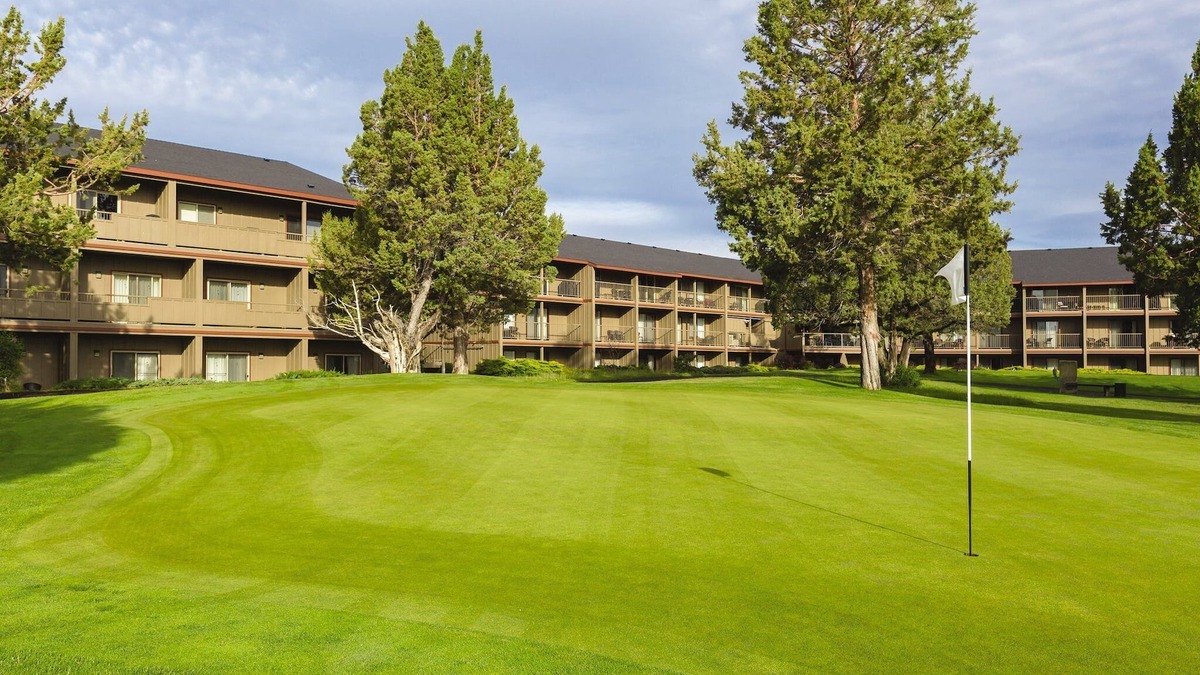 Redmond Resort | So much to enjoy . So little Time !