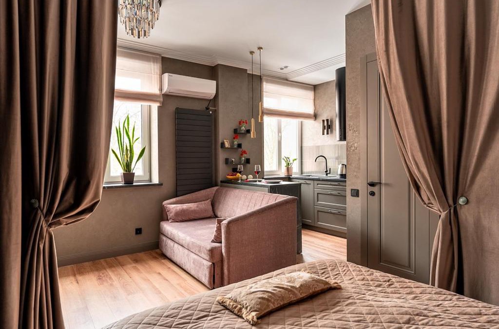 Oktyabrsky District Apartment | SO Stylish downtown apt near Minsk Railway Station