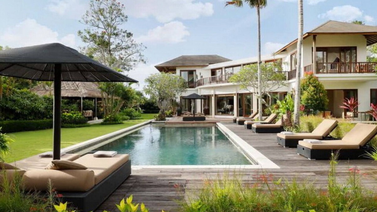 Taman Griya Villa | SO6001 - 6 Bedroom Villa in Jimbaran