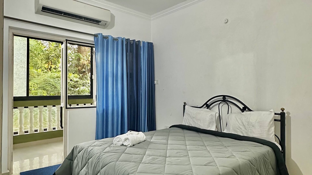 Gauravaddo Apartment | Sober 2 bhk Pet Friendly apartment