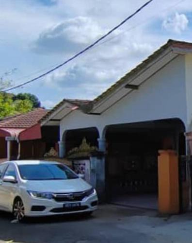 Pasir Mas House | Sobey Laris Homestay PASIR MAS LATI