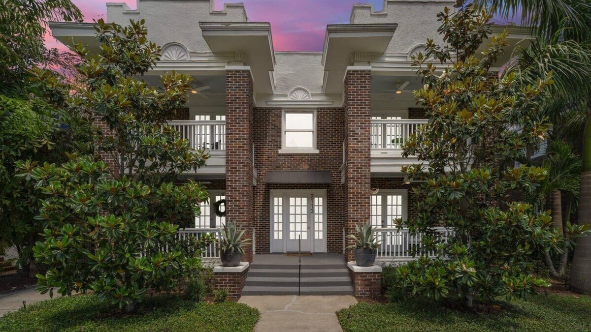 SoHo Apartment | SoHo Siesta | Stunning SoHo Apt w/Private Balcony
