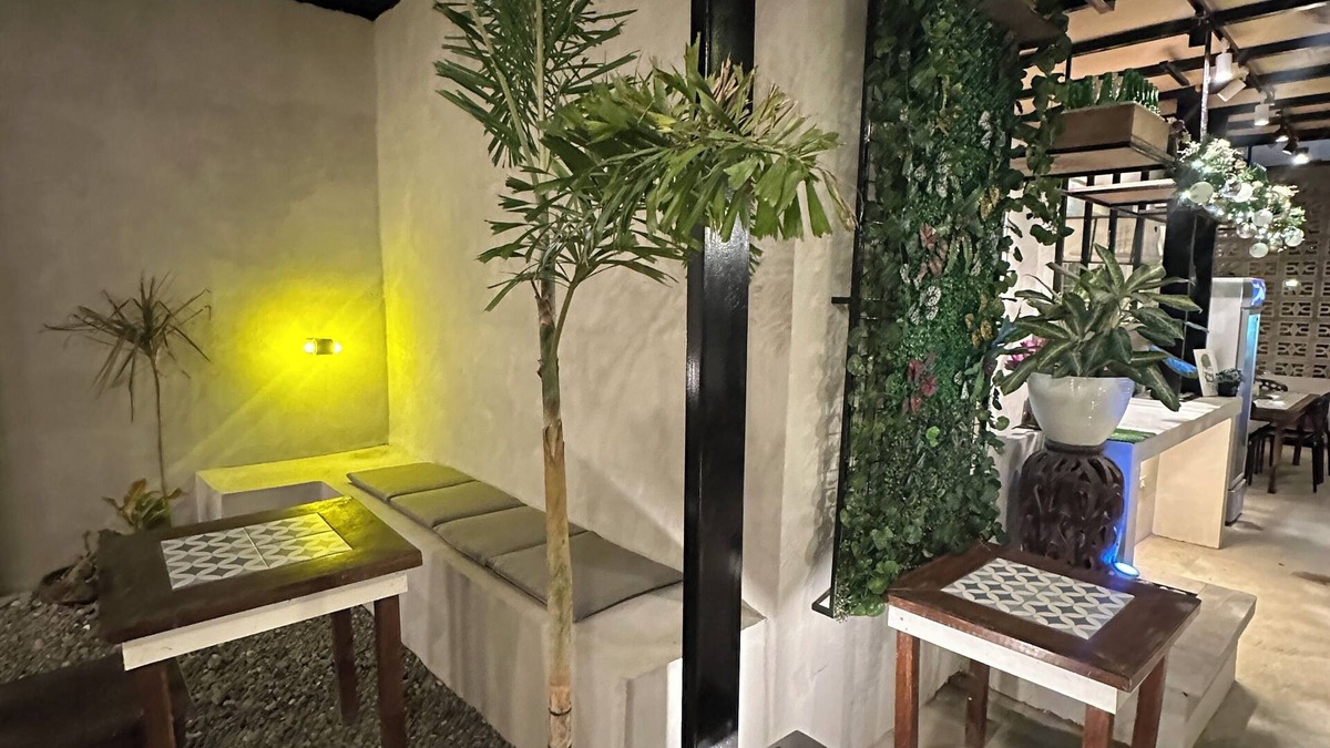 Talibon Hotel | Soi Suites