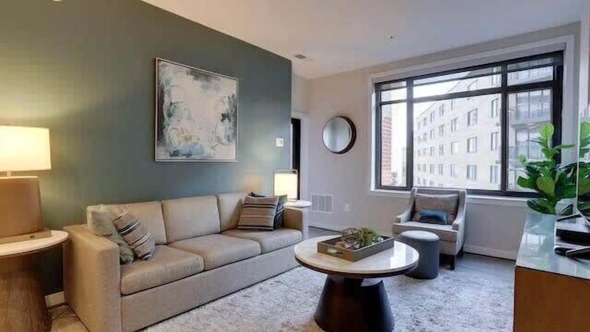 Court House Apartment | Sojourn | Courtland Towers