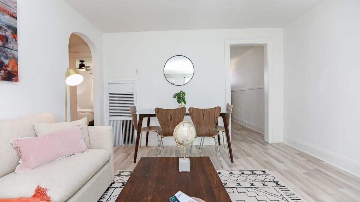 Willoughby Spit Apartment | Sojourn on the Bay 2 BR Private Beach Access