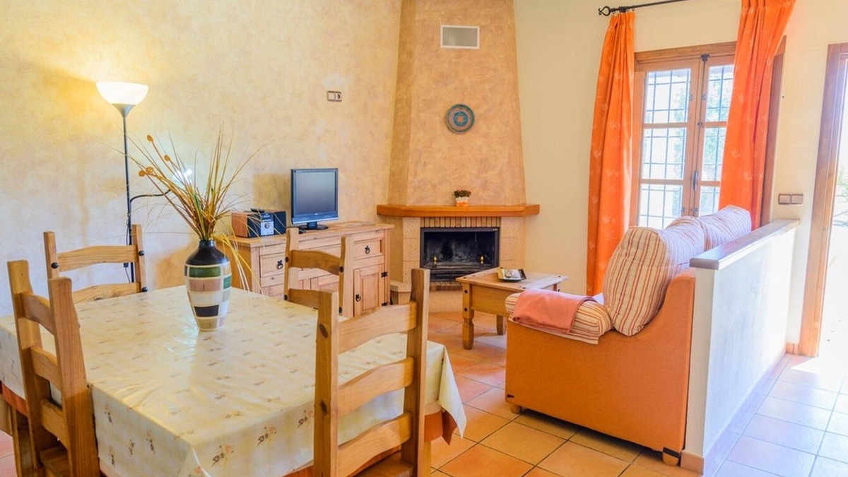 Taberno Villa | Sol de Taberno - Almendro - Algarrobo by Ruralidays