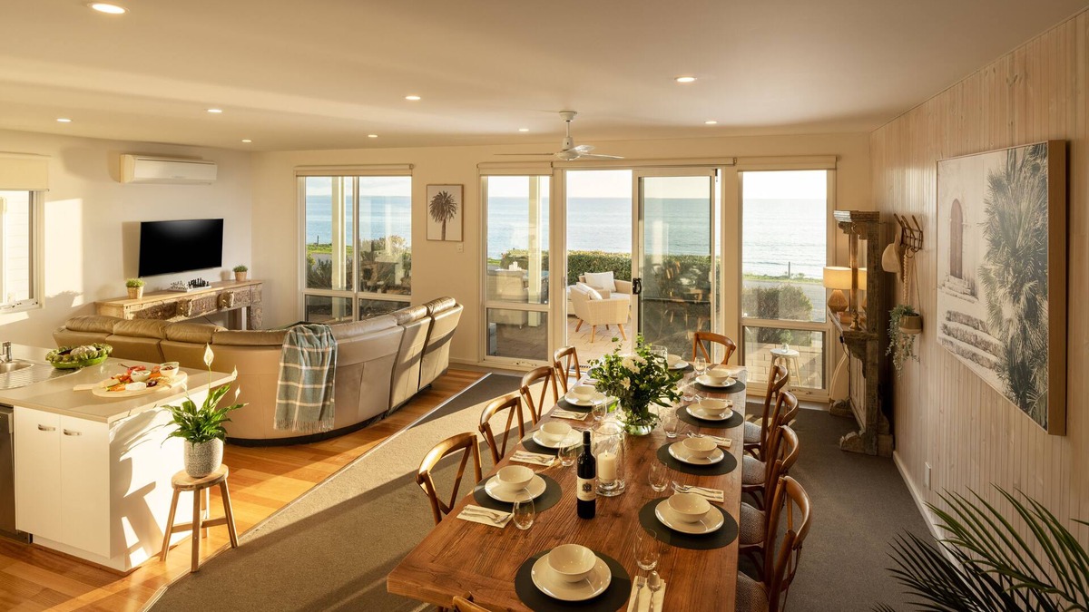 Minlacowie House | Sol Living Beach House