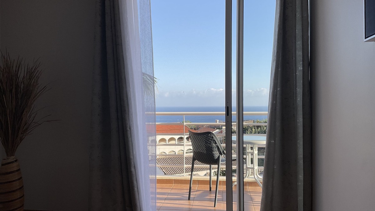 Camara de Lobos Apartment | Sol & Mar Ranch