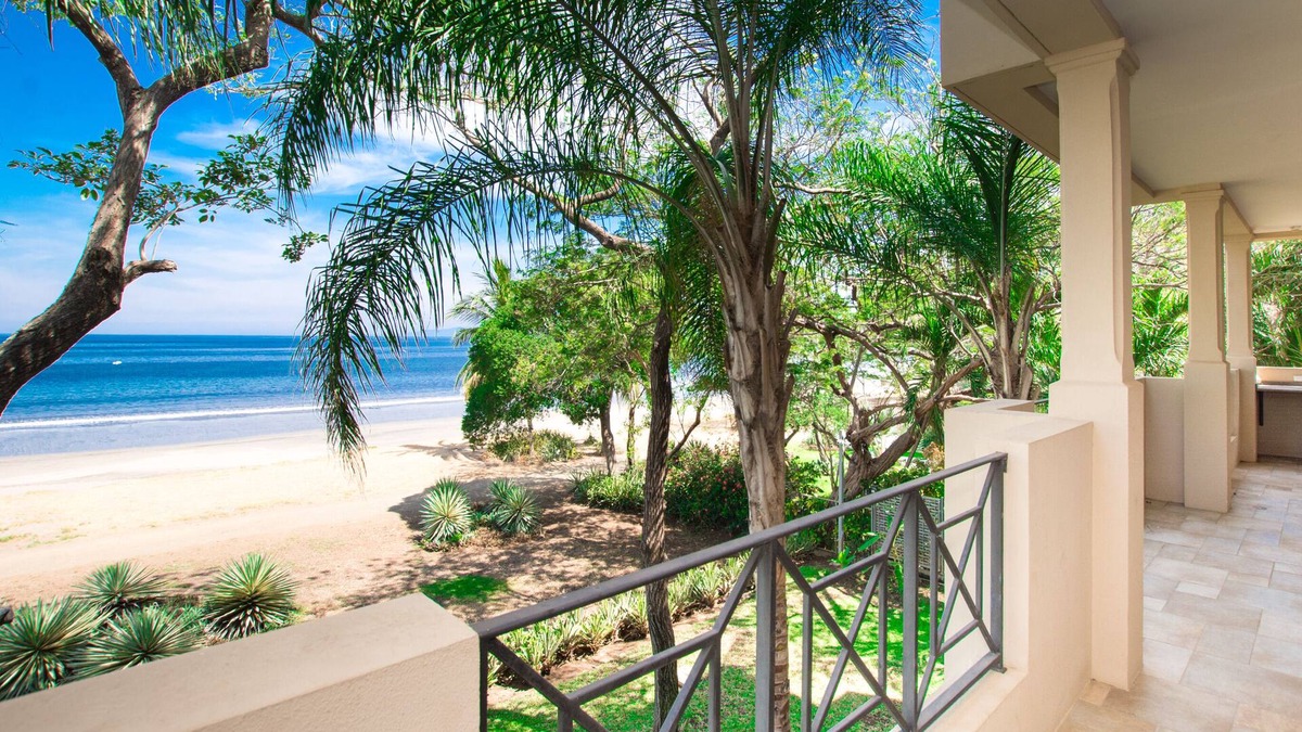 Playa Hermosa Condo | Sol y Mar-Beachfront and Beautiful - 3 bedroom/3 bathroom