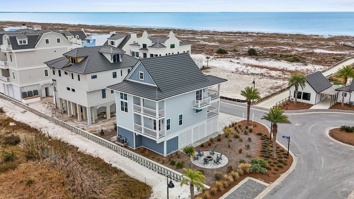 Bay County House | Sol-Y-Mar: Stunning New Build Sugar Sands Home: Sleeps 10, Pet Friendly!