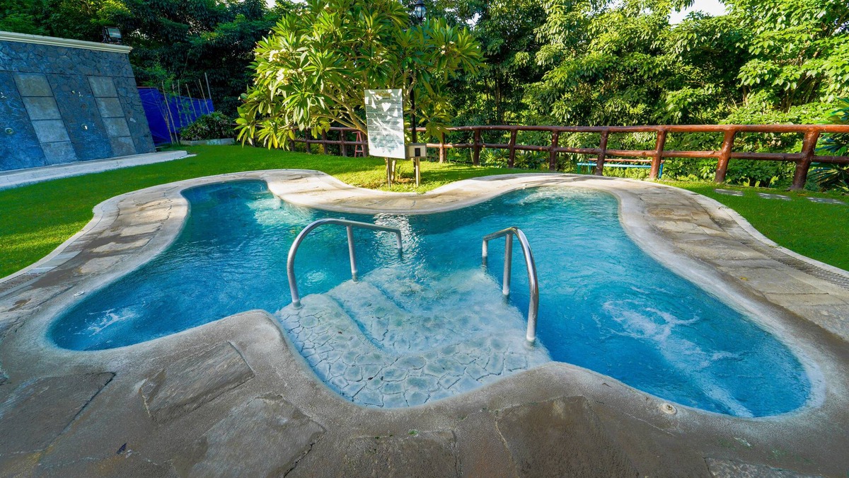 Pansol Hotel | Sol Y Viento Hotel