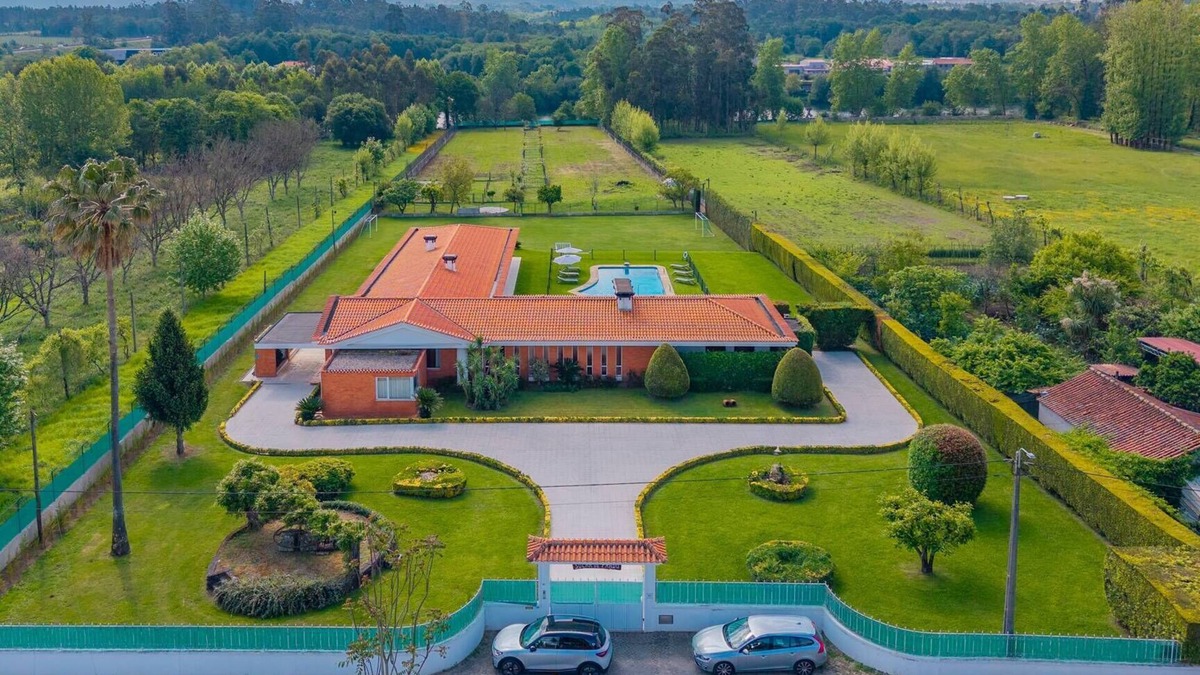 Portela Villa | Solar de Prado River Front