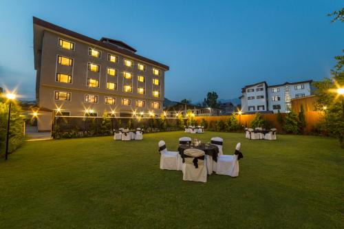 Rajbagh Hotel | Solar Residency, Srinagar