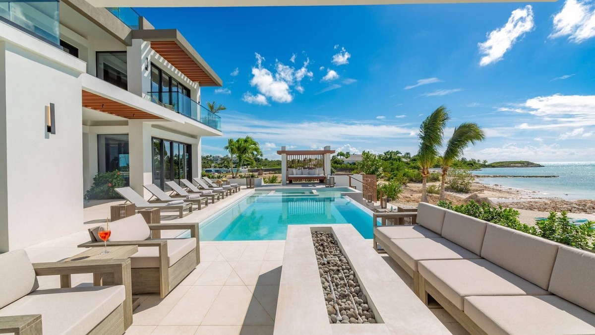 Juba Sound Villa | Solara in Turtle Tail by Personal Villas - Luxury and Relaxation