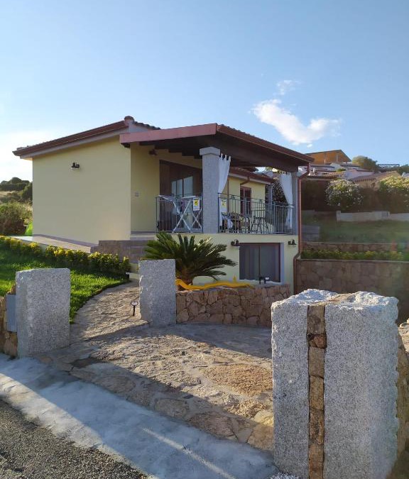 Siniscola House | Sole Comino
