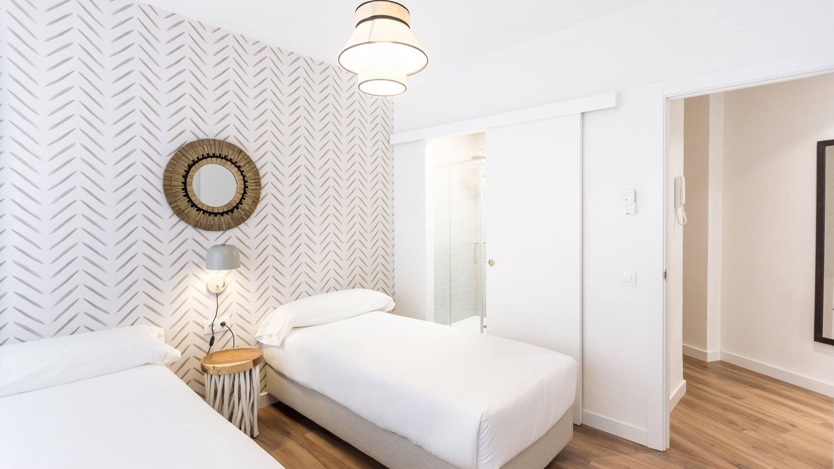 San Roque Apartment | Soleado y Agradable Apartamento Para 8 con Parking