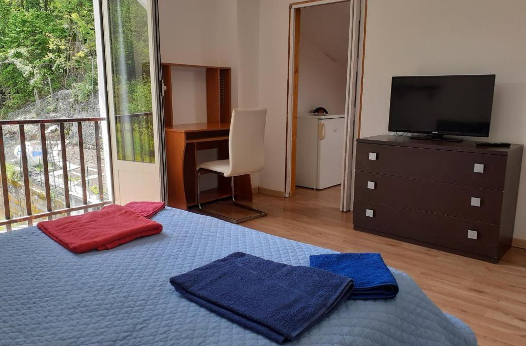 Borgo San Dalmazzo Cabin | Soledelmattino
