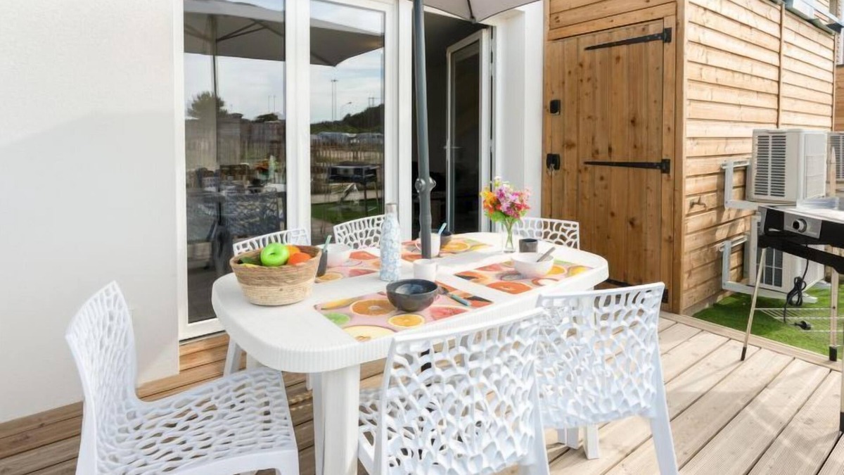 Mimizan-Plage Apartment | Soleil Couchant B03 by Interhome