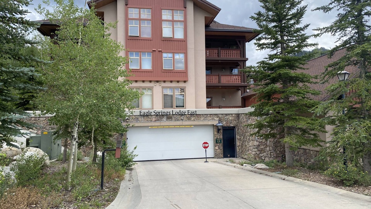 Salt Lake Mountain Resorts Condo | Solitude 3 Bedroom Ski in and Ski out
