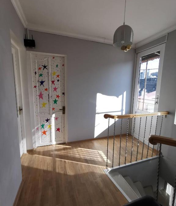 Sololaki Apartment | SoloHome, Restful Guesthouse in Old Tbilisi