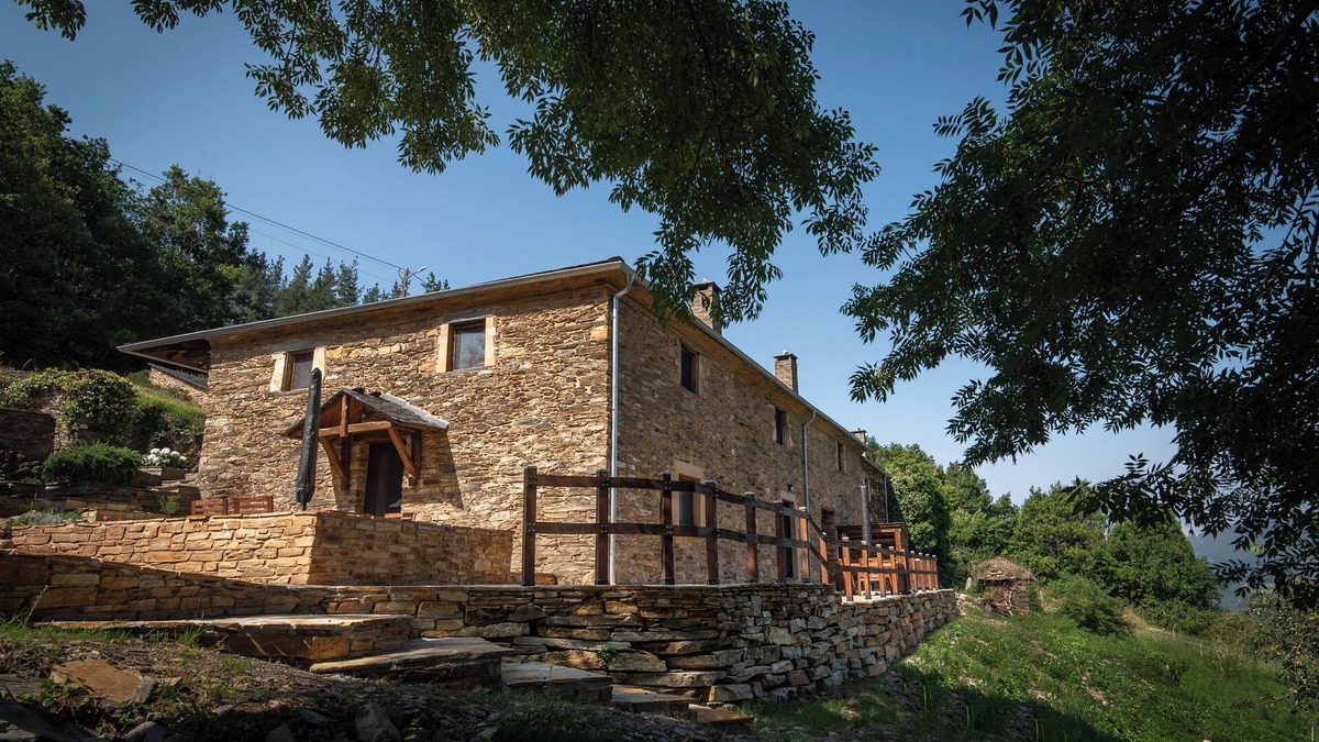 A Pontenova Cottage | Solpor - Luxury One Bed Cottage in Lugo Province