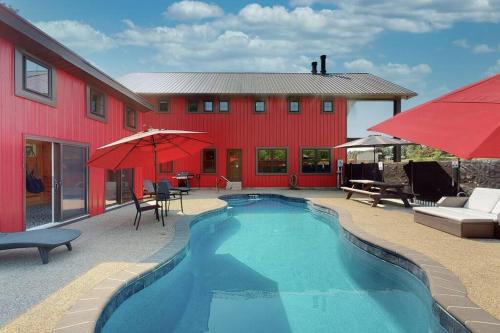 Senecaville House | Some Kind of Wonderful-Escape Near Seneca Lake