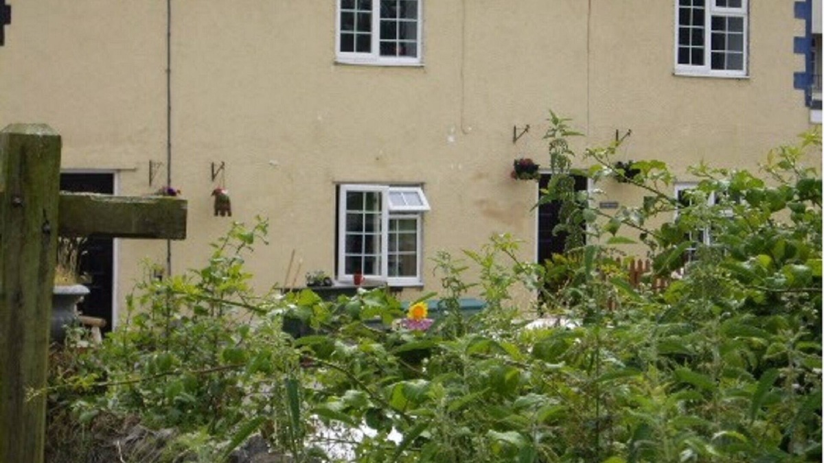 Burtle Cottage | Somerset Cottage Near Cheddar & Glastonbury, 2 Beds, Sleeps 4, Pet Friendly