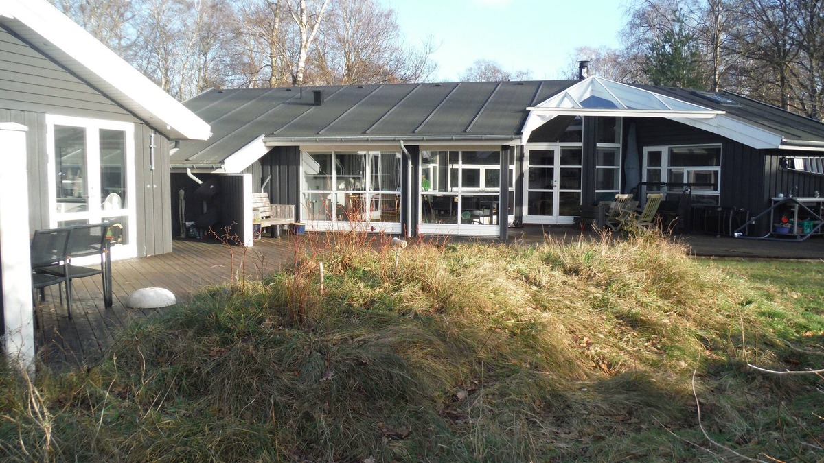 Grena Strand House | Sommerhus Grenaa Strand Beliggenhed Super Strand og Hede Placering Naturgrund