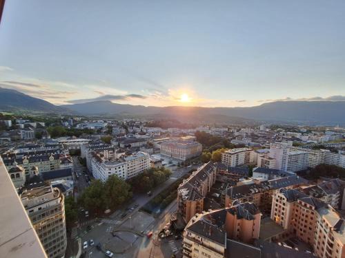 Chambery Apartment | Sommet Centenaire Hyper-centre