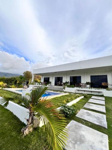 Badian House | Sondela Cabin Lambug Room 1