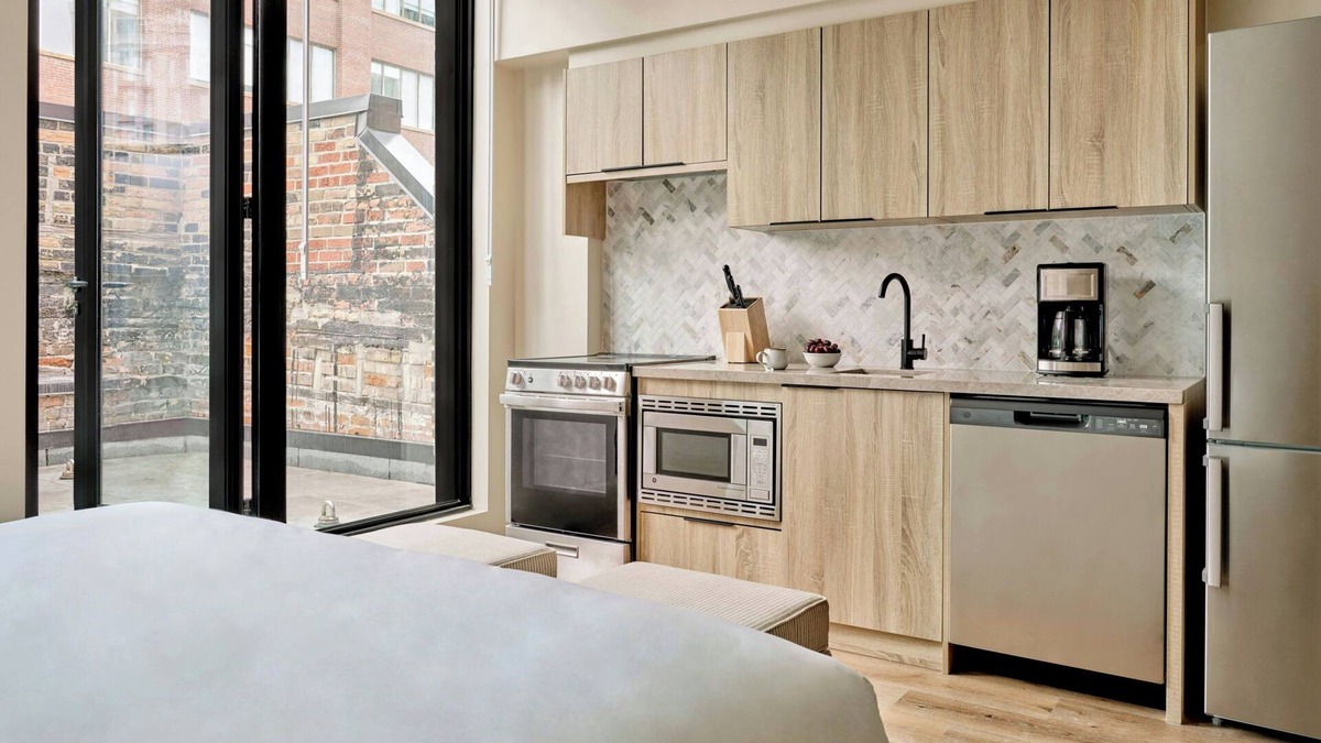 St. Lawrence Apartment | Sonder by Marriott Bonvoy The Nealon Apartments