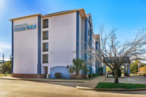 Fairbanks Hotel | Sonesta Essential NW Houston