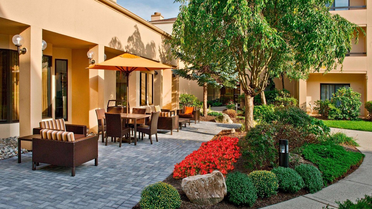 Whippany Hotel | Sonesta Select Whippany Hanover
