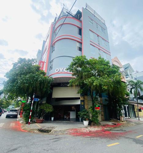 Tan Thuan Dong Hotel | Song Xanh Hotel near SECC - FV