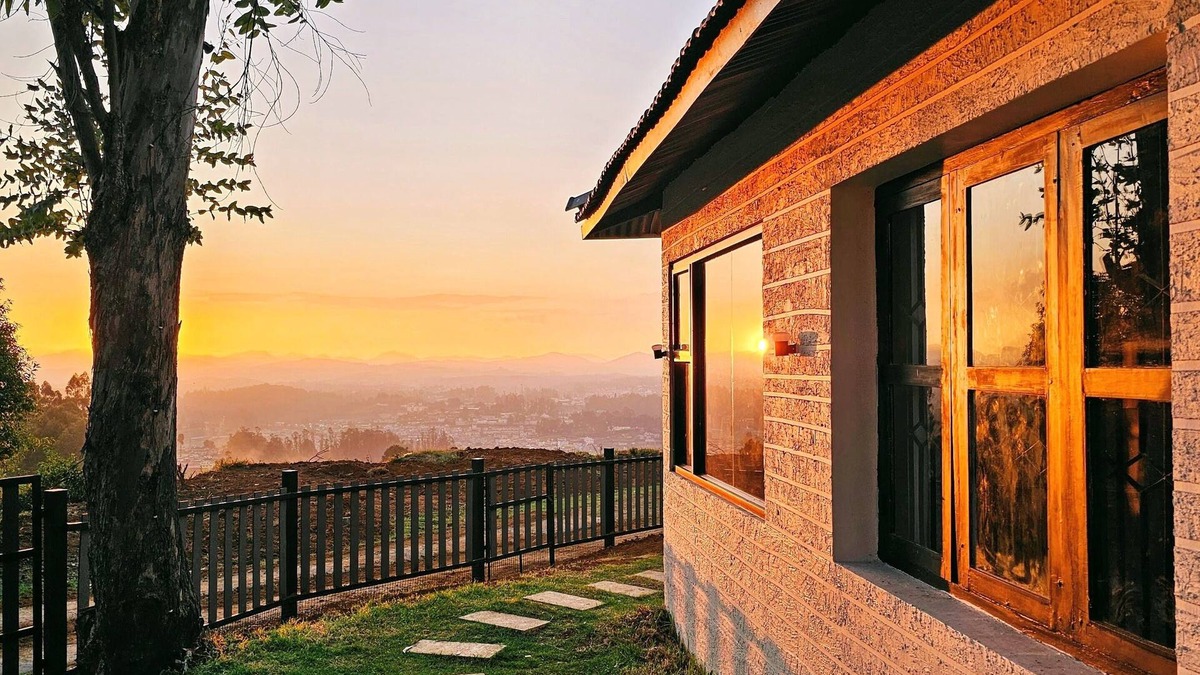 Ooty Cottage | Songs of the Nilgiris: Cozy 3B Retreat, Breathtaking Views & Peaceful Vibes