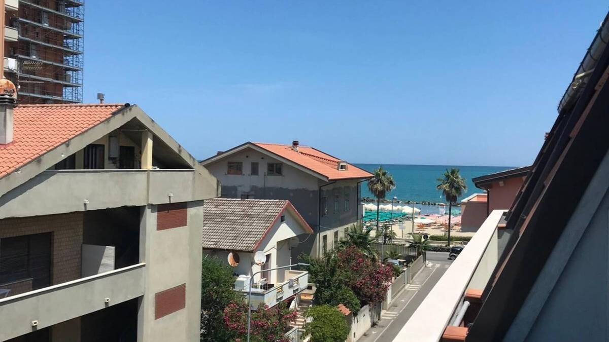 Montesilvano Apartment | Sonia's house. 50 meters from the sea. Ideal for families.
