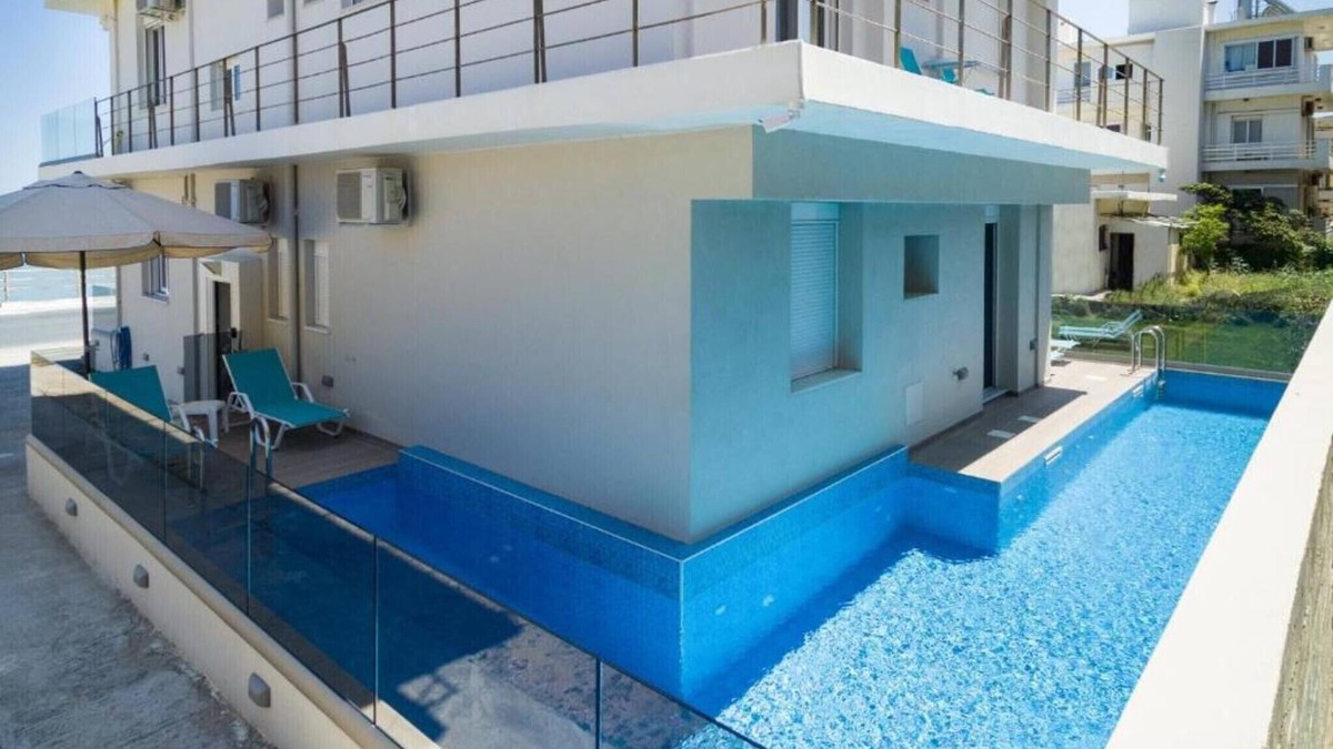 Agii Apostoli Apartment | Sonja 2 apartment,pool,Beachfront,Chania