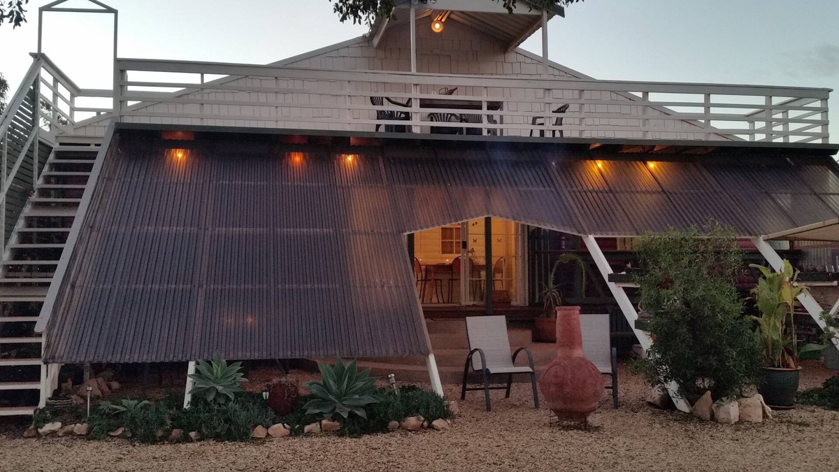 Lightning Ridge Bed & Breakfast | Sonjas Bed and Breakfast