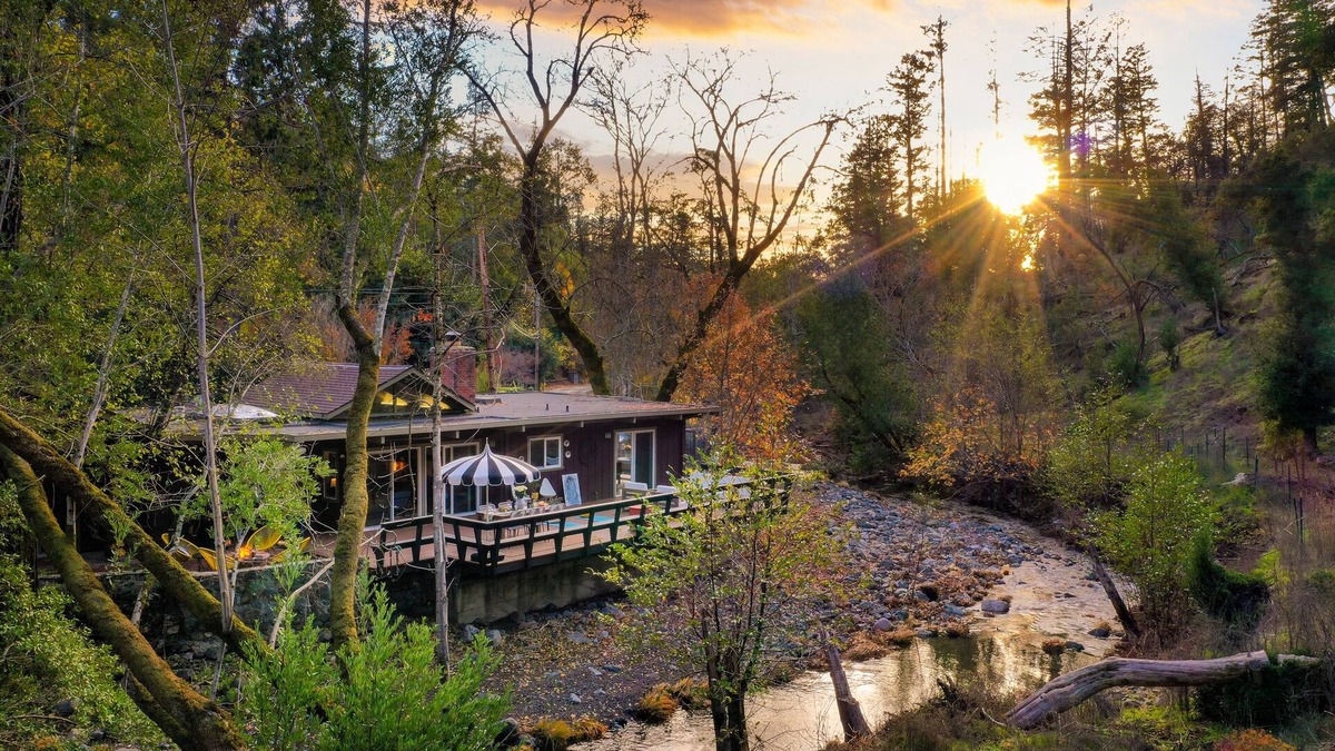 Kenwood House | Sonoma Creek Haven – Creekside Near 20+ Wineries