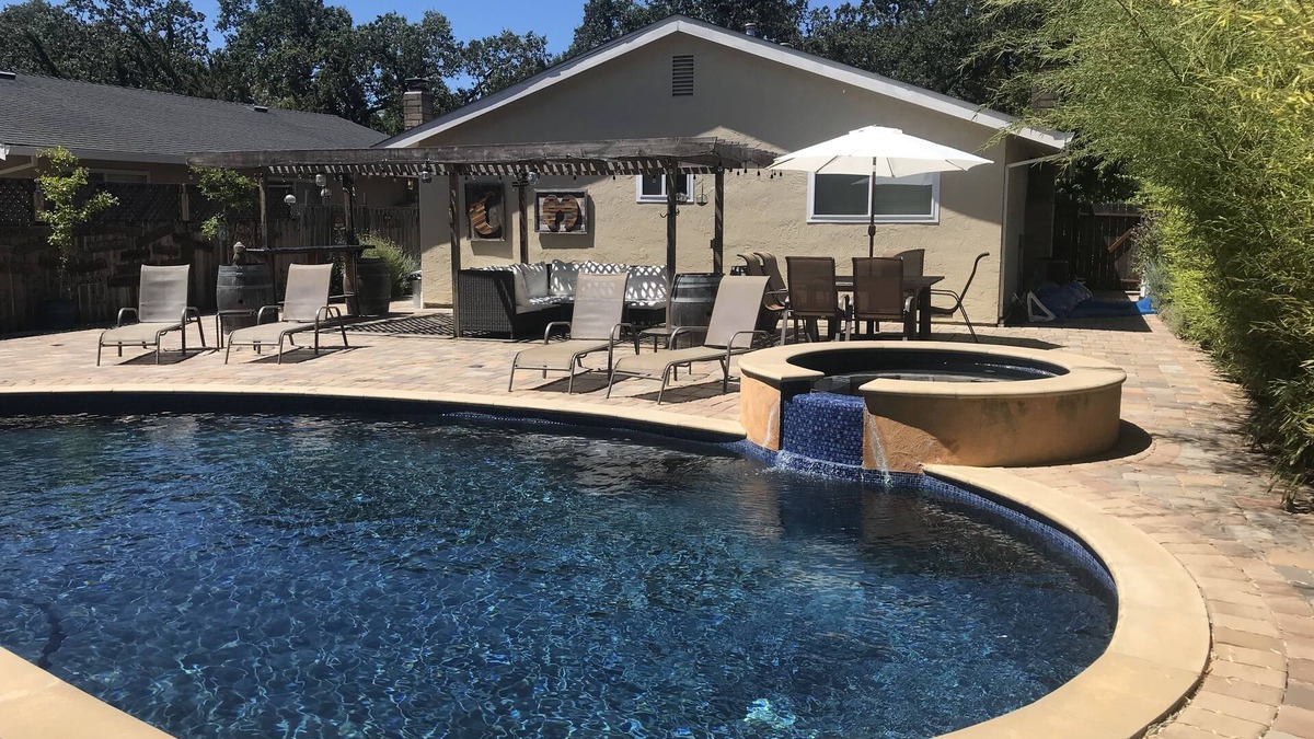 Sonoma House | Sonoma Retreat w/Pool, Spa & Spacious Yard – Near Wineries & Sonoma Plaza