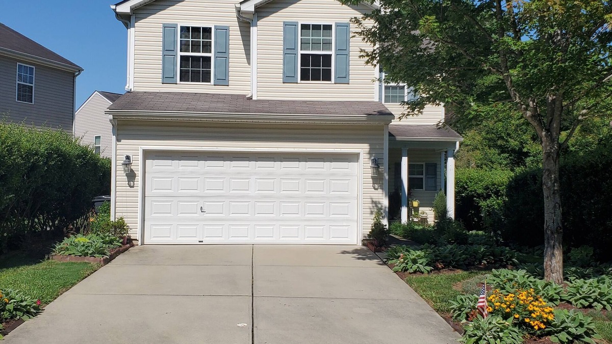 Charlotte House | Soothing 4-bedroom house in charming Charlotte