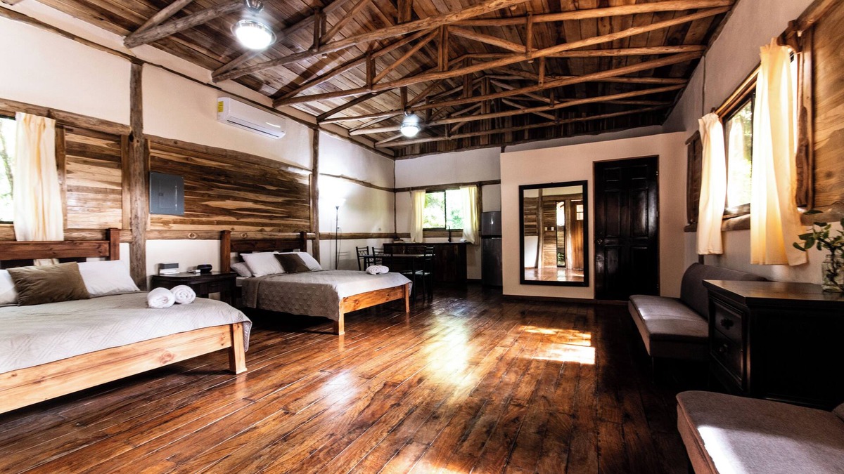 Canafistula House | Soothing Pochote country house with WiFi in Cañafistula