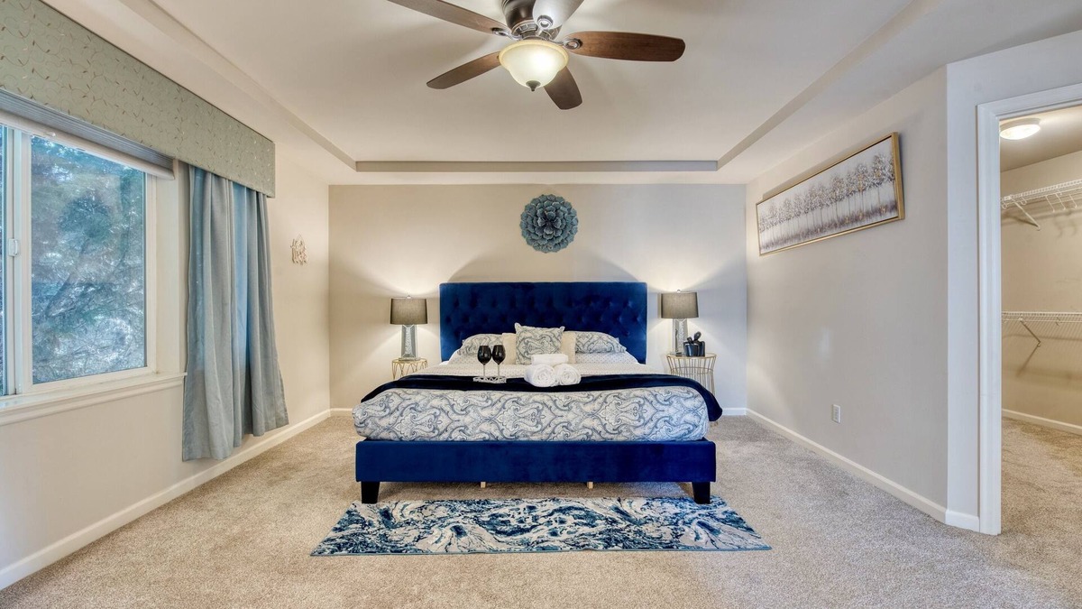 Mill Creek House | SOOTHING VILLA: Spacious house, nice neighborhood