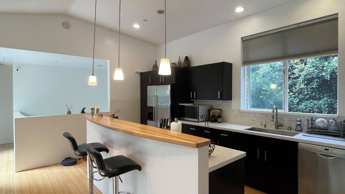 Alta Mesa Condo | Sophisticated 2-bedroom condo in gorgeous Santa Barbara