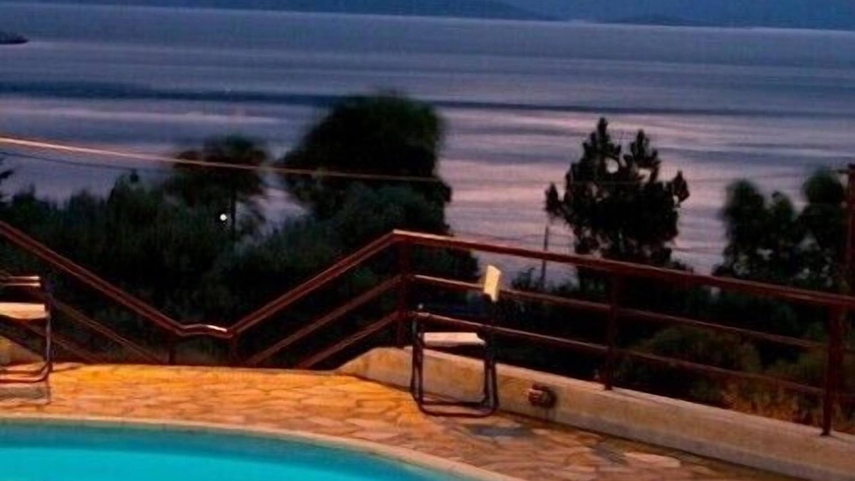Marathon House | Sophisticated Aegean-Sea Living