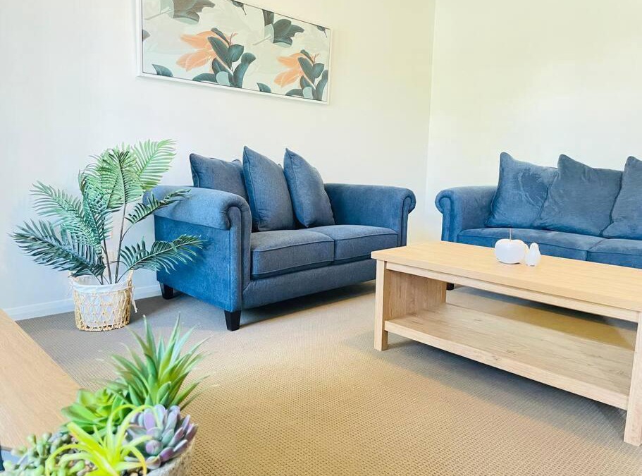 Wagga Wagga Apartment | Sophisticated City Retreat with All the Comforts