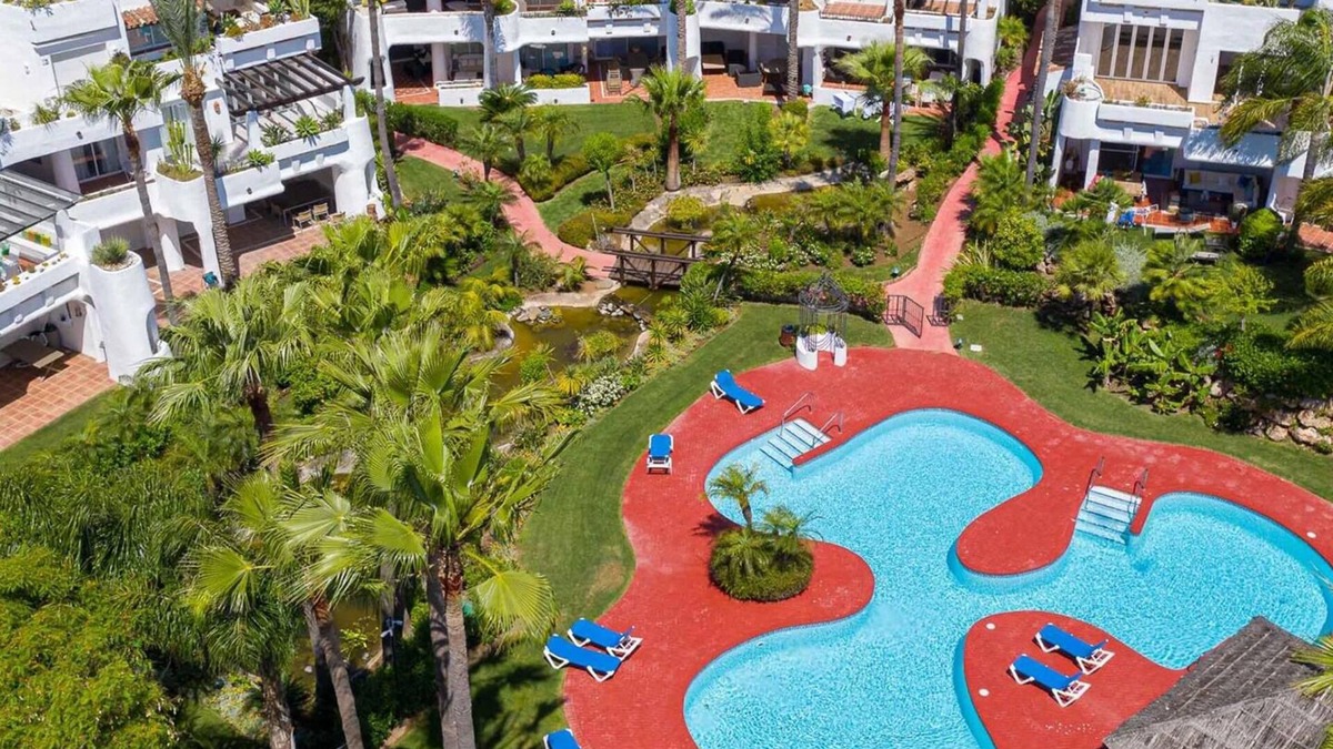Puerto Banus Apartment | SOPHISTICATED FLAT NEXT TO LUXURIOUS PUERTO BANÚS
